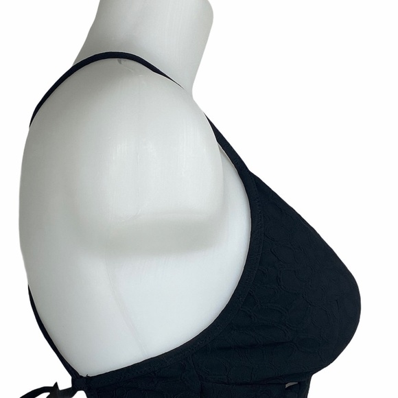 JESSICA Simpson Rose Bay Textured 1 Piece Swimsuit - Picture 9 of 12